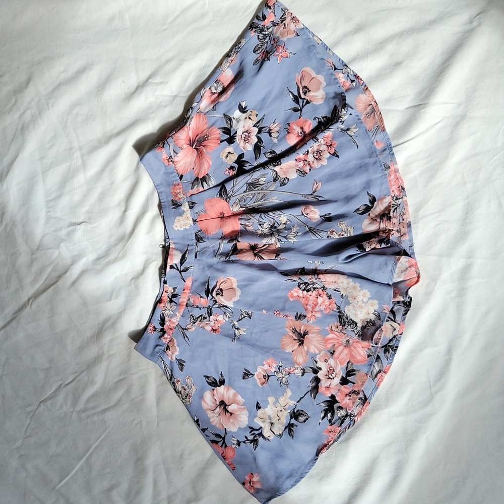 Windsor Flowy Floral Shorts